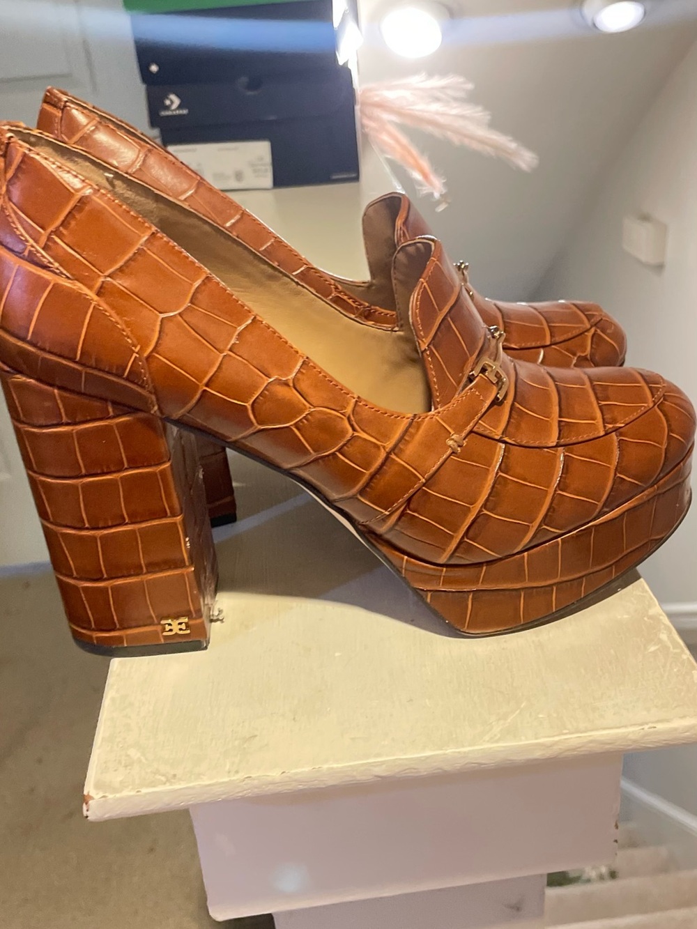 Sam Edelman Brown Croc-Embossed Leather Platform Size 10